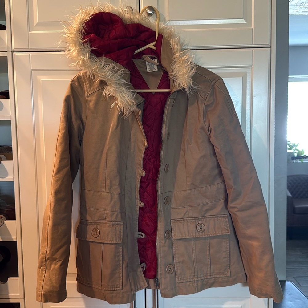 Roxy winter coat with hoodie and fur
